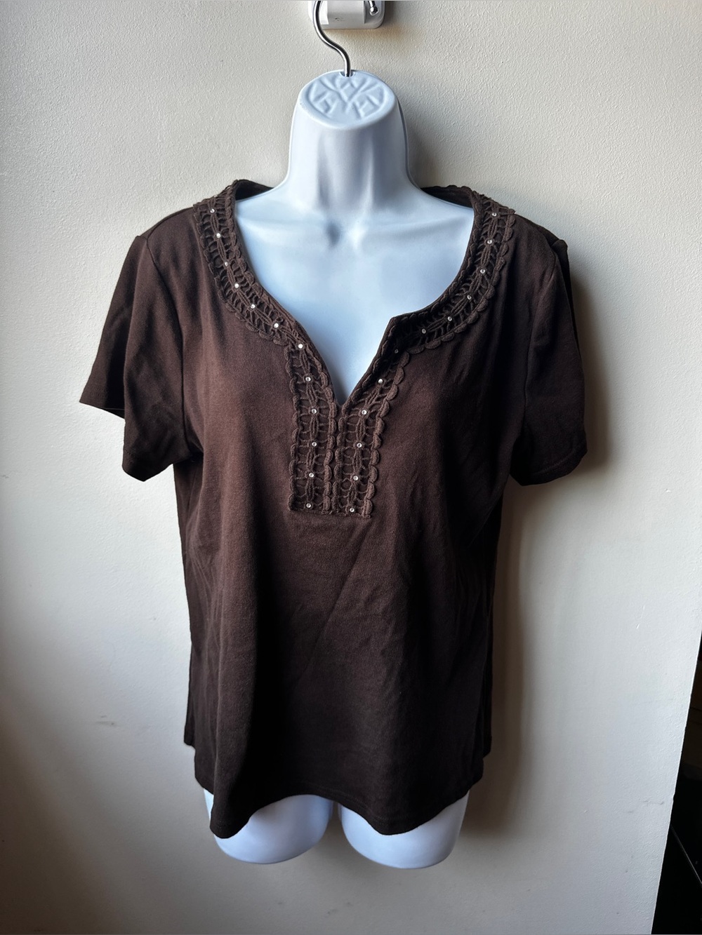 Karen Scott Cotton Chocolate Brown Crochet Rhinestone Henley Top Western Boho L